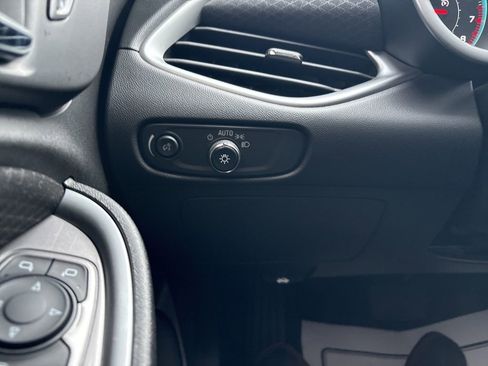 Used 2024 Chevrolet Malibu LT image 50