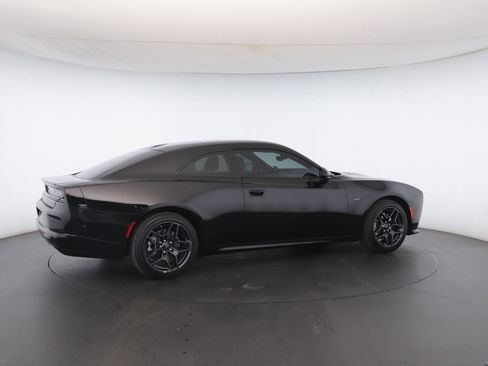 Used 2024 Dodge Charger Daytona R/T w/ Plus Group image 29