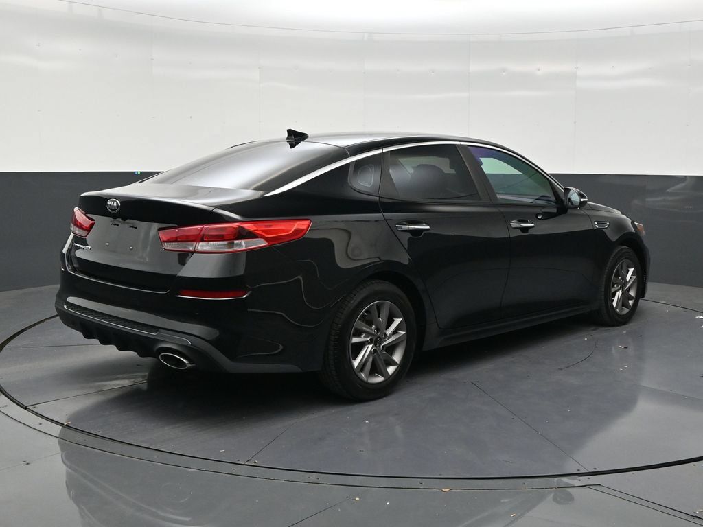 Used 2020 Kia Optima LX FWD image 5