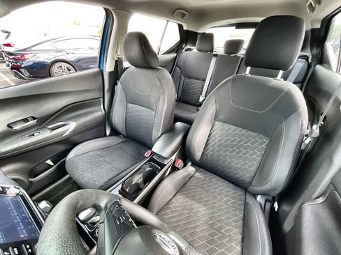 Used 2023 Nissan Kicks SV FWD image 13