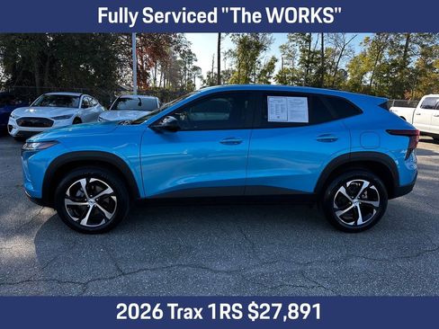 Used 2026 Chevrolet Trax RS image 2