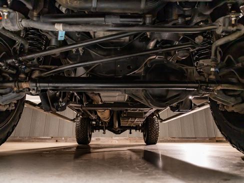 Used 2020 Ford F250 Platinum w/ FX4 Off-Road Package image 11