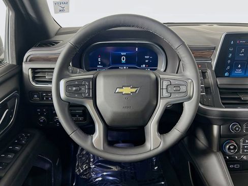 Used 2023 Chevrolet Tahoe LT w/ LT Signature Package AWD/4WD image 11