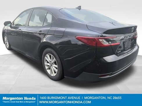 Used 2025 Toyota Camry LE FWD image 6
