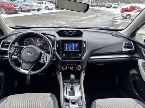 Used 2019 Subaru Forester Premium image 21