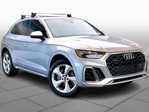 Certified 2025 Audi Q5 2.0T Premium Plus w/ Premium Plus Package image 2