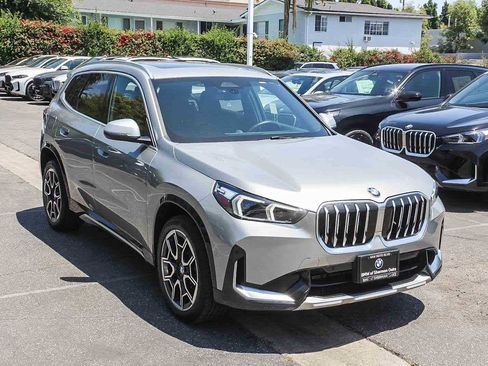 Certified 2023 BMW X1 xDrive28i w/ Convenience Package AWD/4WD image 3