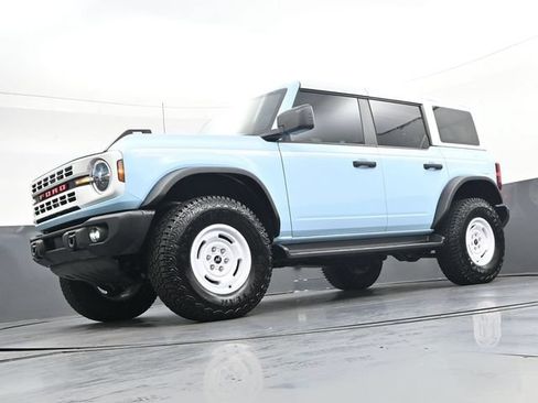 Used 2025 Ford Bronco Heritage Edition AWD/4WD image 37