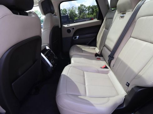 Used 2018 Land Rover Range Rover Sport HSE AWD/4WD image 12