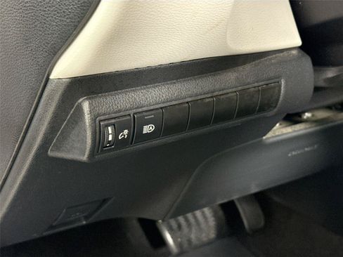 Certified 2024 Toyota Corolla LE FWD image 15
