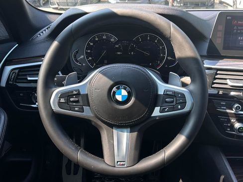 Used 2017 BMW 540i RWD image 13
