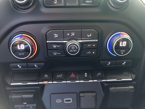 Used 2020 Chevrolet Silverado 1500 RST w/ Rally Edition AWD/4WD image 25