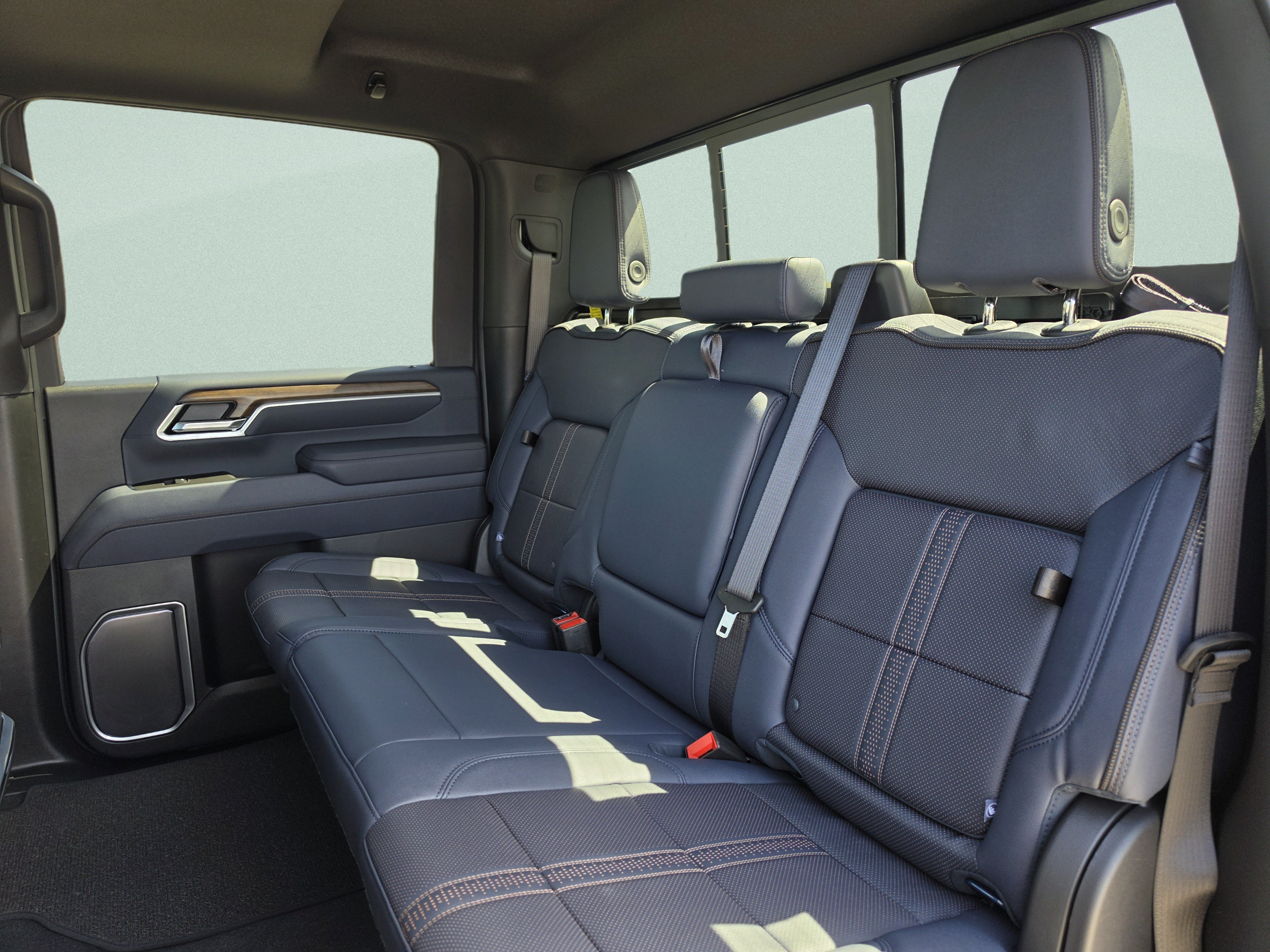 New 2026 Chevrolet Silverado 2500 High Country w/ Technology Package AWD/4WD image 23