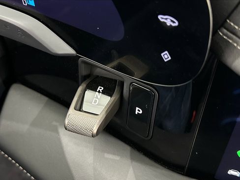 Certified 2025 Porsche Taycan Turbo image 35