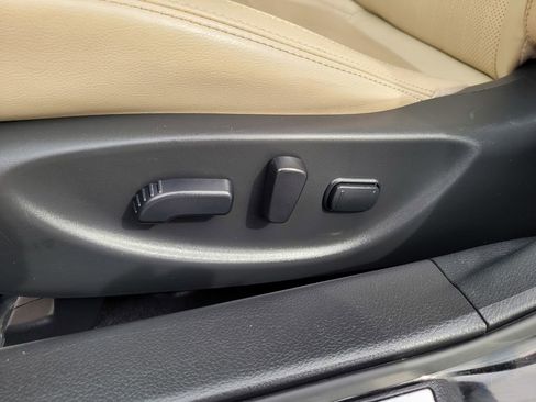 Used 2023 Nissan Maxima SV w/ Floor Mat Group image 12