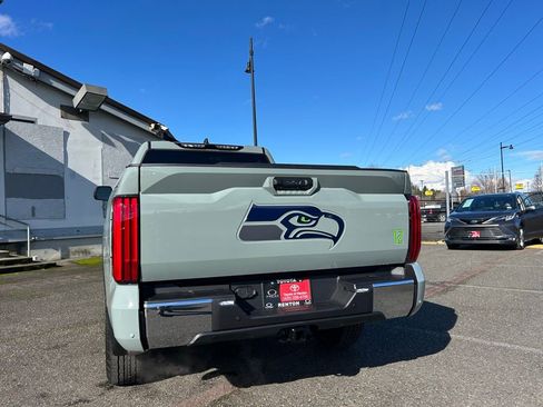 New 2026 Toyota Tundra SR5 AWD/4WD image 3