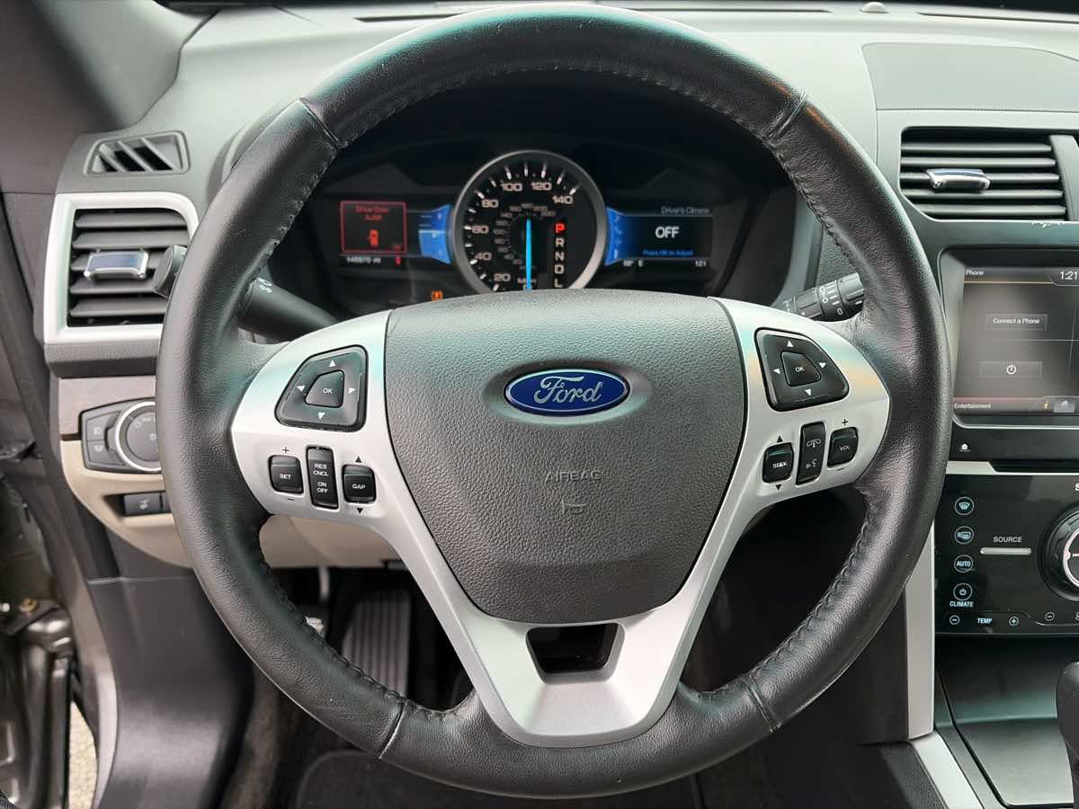 Used 2012 Ford Explorer Limited FWD image 37