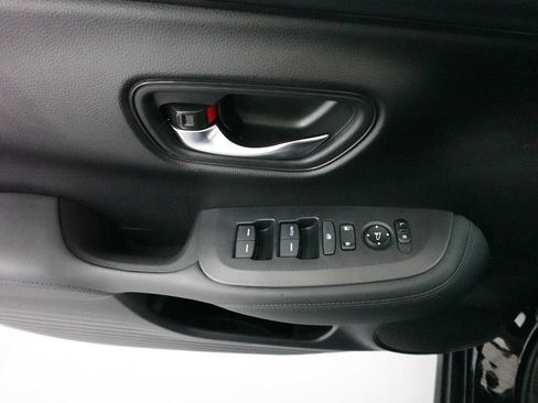 Certified 2024 Honda HR-V LX image 11