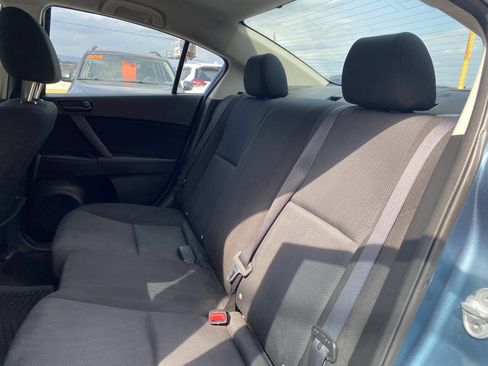 Used 2011 MAZDA MAZDA3 i Sport FWD image 18