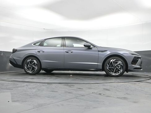 New 2026 Hyundai Sonata SEL FWD image 46