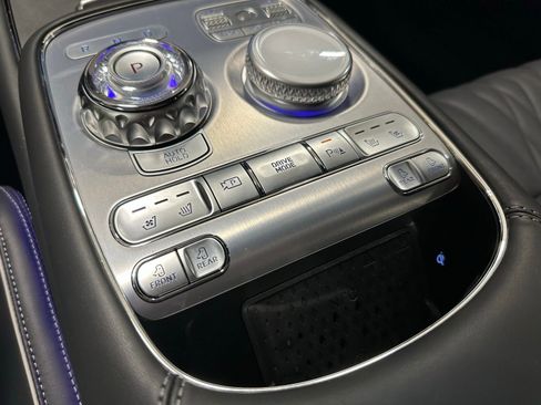 Used 2025 Genesis G90 3.5T AWD/4WD image 47