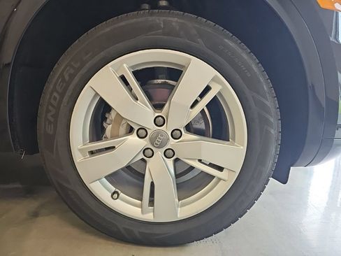 Used 2019 Audi Q5 2.0T Premium Plus AWD/4WD image 10