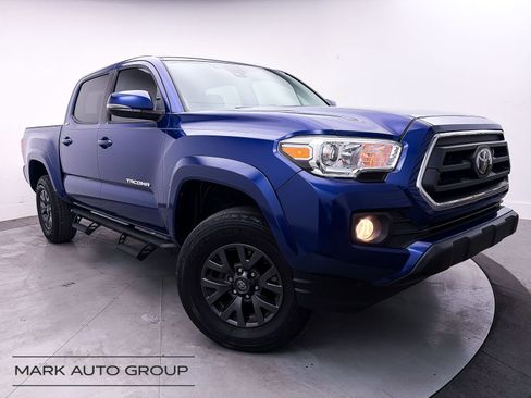 Used 2023 Toyota Tacoma SR5 w/ Technology Package image 1