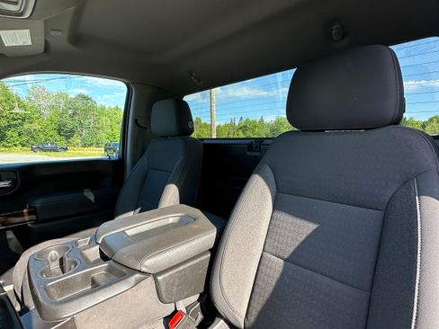 Used 2024 GMC Sierra 2500 SLE w/ SLE Convenience Package AWD/4WD image 10