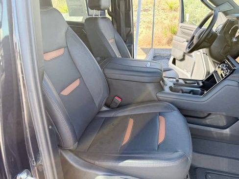 Used 2024 GMC Sierra 2500 AT4 w/ AT4 Premium Plus Package image 36