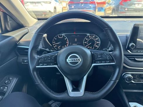 Used 2020 Nissan Altima 2.5 SR w/ Premium Package image 21