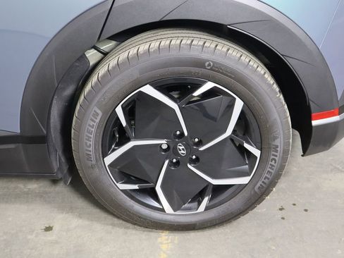 Used 2024 Hyundai Ioniq 5 SEL RWD image 41
