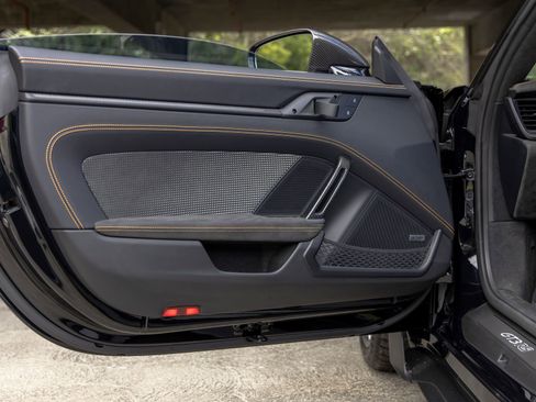 Used 2025 Porsche 911 GT3 RS image 27