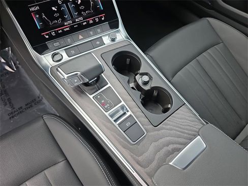 Used 2025 Audi A6 Premium Plus w/ Premium Plus Package image 28