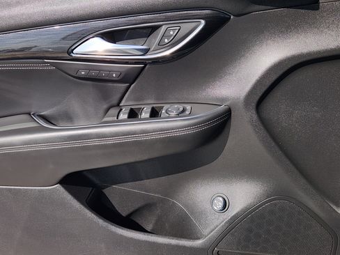 Used 2023 Buick Envision Essence w/ Sport Touring Package FWD image 26