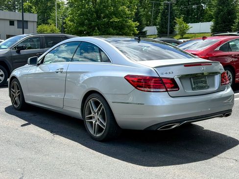 Used 2015 Mercedes-Benz E 400 4MATIC Coupe image 4
