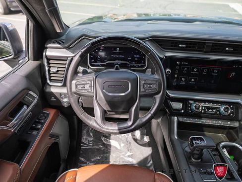 Used 2024 GMC Sierra 1500 Denali Ultimate AWD/4WD image 2