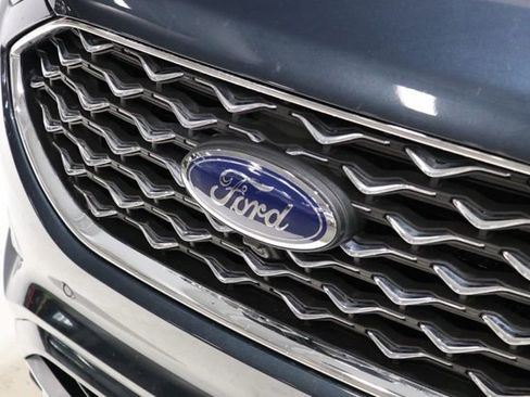 Used 2024 Ford Edge Titanium w/ Titanium Elite Package AWD/4WD image 10