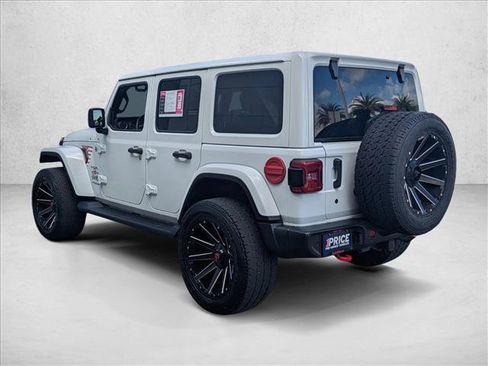 Used 2020 Jeep Wrangler Unlimited Sahara image 7