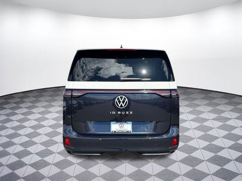 New 2025 Volkswagen ID. Buzz Pro S Plus image 10