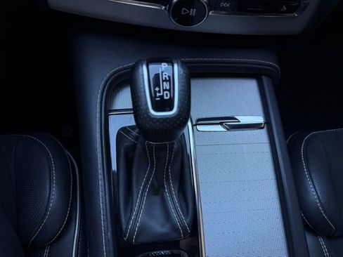 Used 2016 Volvo XC90 T6 R-Design w/ Vision Package image 15