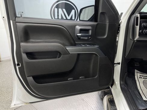 Used 2017 Chevrolet Silverado 1500 LT AWD/4WD image 13