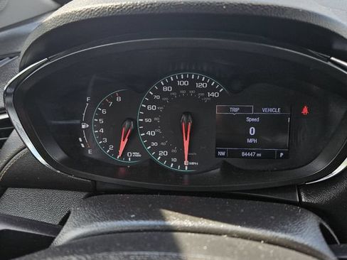 Used 2019 Chevrolet Trax LS FWD image 12