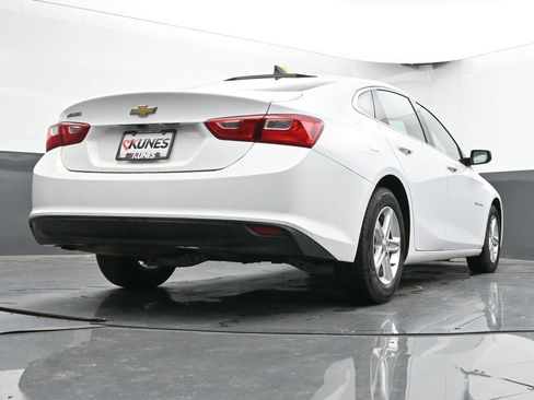 Used 2022 Chevrolet Malibu LS image 47