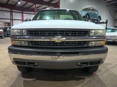 Used 2000 Chevrolet Silverado 1500 4x4 Regular Cab w/ Exterior Appearance Pkg image 13