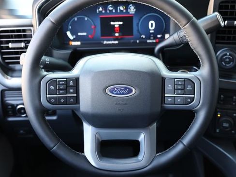 Used 2025 Ford F250 Lariat w/ Lariat Ultimate Package AWD/4WD image 14