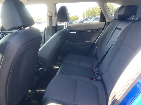 Used 2025 Kia Seltos S FWD image 12