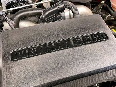 Used 2024 Chevrolet Silverado 2500 LT image 32