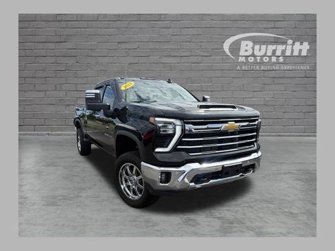Used 2024 Chevrolet Silverado 2500 LTZ w/ LTZ Premium Package AWD/4WD image 1
