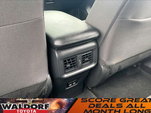Used 2024 Toyota RAV4 XLE image 39