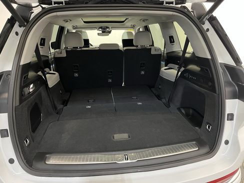 Used 2023 Jeep Grand Cherokee L Overland w/ Rear Seat Video Group I image 19